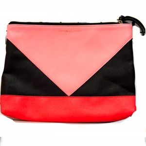❤️VICTORIA’S SECRET Pouch❤️
